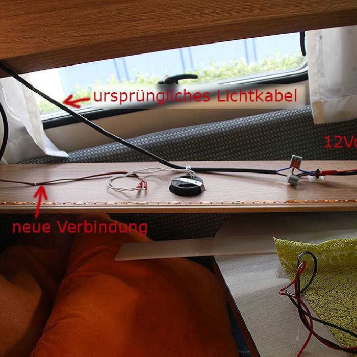 Elektrik beim Deckenbrett