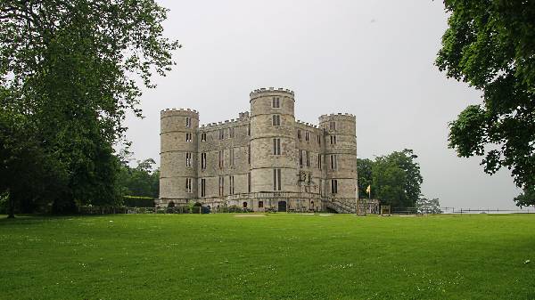 Schloss wie aus dem Bilderbuch