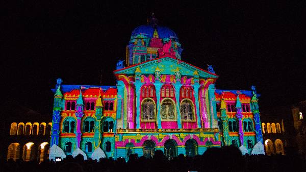 Bundeshaus während dem Lichtspiel