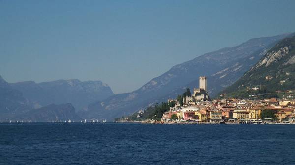 Ostufer des Gardasee bei Malcesine