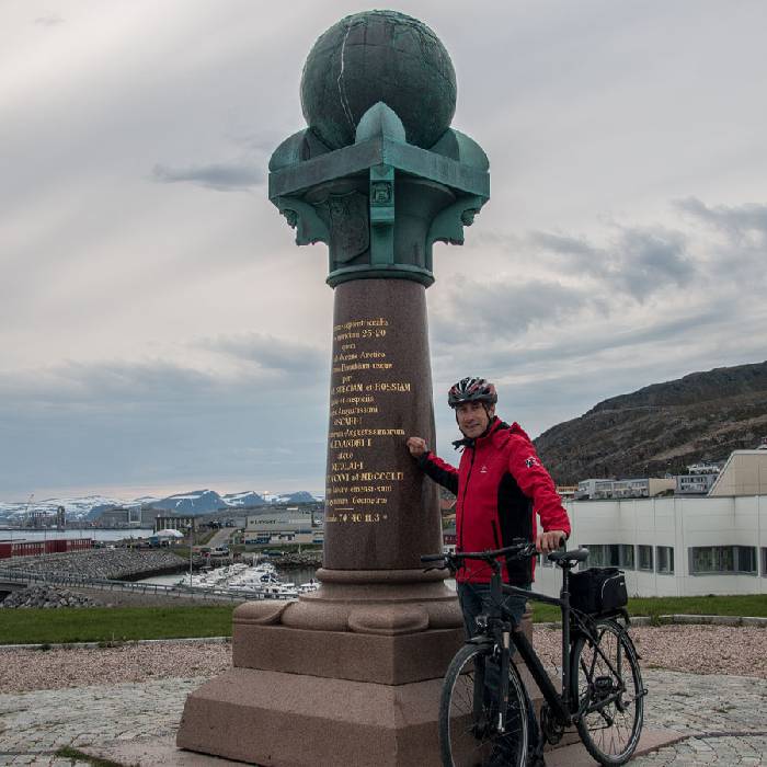 MeridiansÃ¤ule in Hammerfest