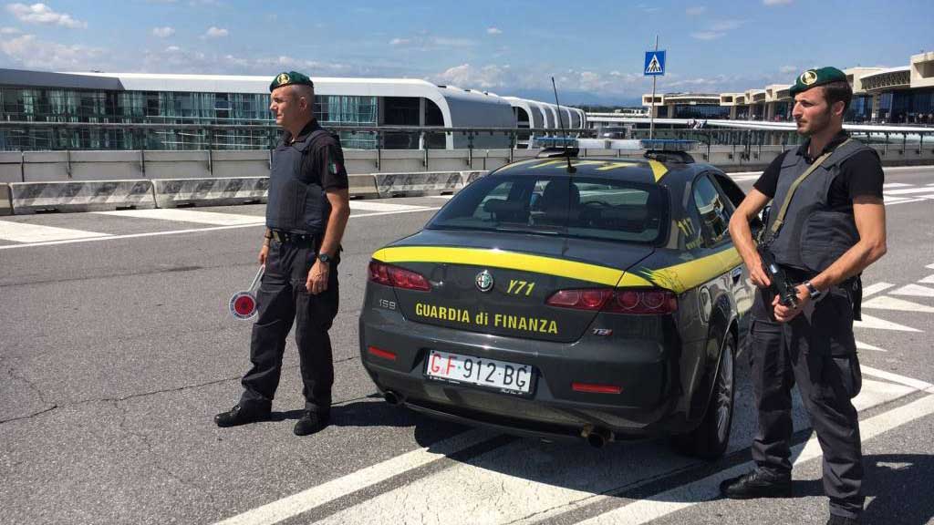 Achtung Nicht Mit Geliehenen Fahrzeugen Nach Italien