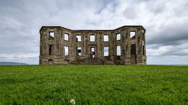 Downhill Demesne