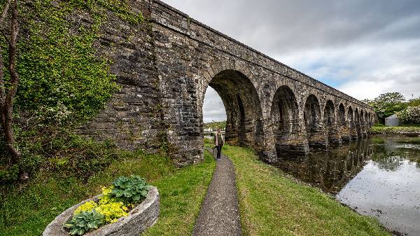 Alte Eisenbahnbrücke bei Ballydehob