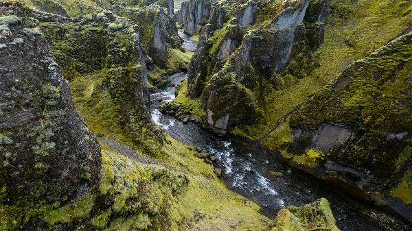 Schlucht Fjaðrárgljúfur 