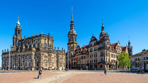 Hausmannsturm und Kathedrale